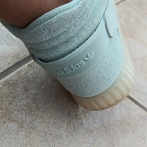 Pastel aqua adidas shoes. - Picture 7 of 7